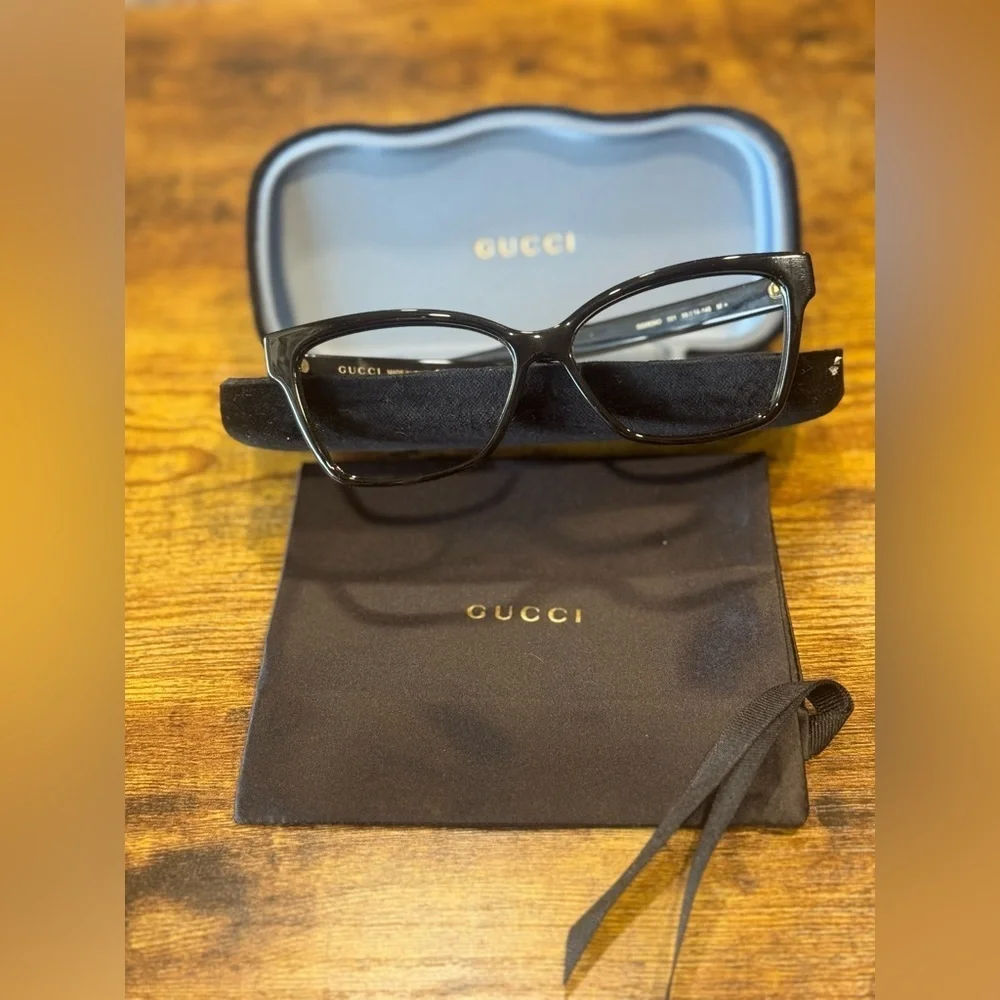 Gucci Black Women's Glasses - Picture 1 of 7